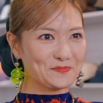 Mao is portrayed by Japanese actress Sae Miyazawa (宮澤佐江).