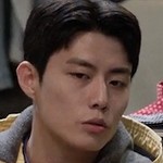 Jeong Hak is portrayed by Korean actor Ha Seung Woo (하승우).