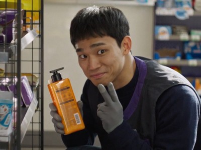 Cheol Jun poses with a victory sign.