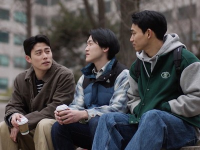 Cheol Jun hangs out with his North Korean friends.