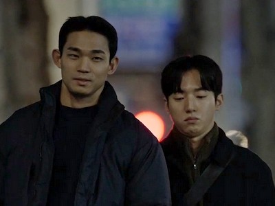 Cheol Jun develops feelings for Yeong Jun.