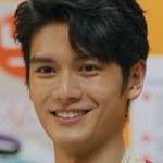 Jiang Jiang is portrayed by the Taiwanese actor Sean Chang (張碩航).