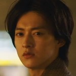 Kikuchi is portrayed by the Japanese actor Asahi Ito (伊藤あさひ).