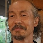 Ken's uncle is portrayed by Japanese actor Koichi Sakaguchi (坂口候一).