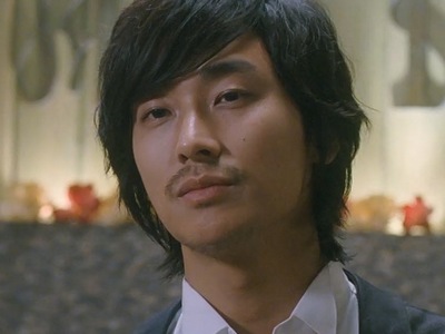 Jin Hyuk is portrayed by the Korean actor Joo Ji Hoon (주지훈).