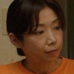 Urara's mom is portrayed by the Japanese actress Taeko Ito (伊東妙子).