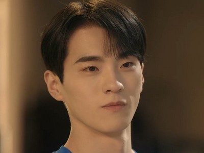 Jeongwu is portrayed by Korean actor Choi Jae Hyeok (최재혁).