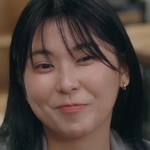 Jiwon's other classmate is portrayed by a Korean actress.