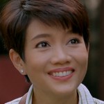 Pun's mom is portrayed by Thai actress Dao Apisara Koetchuchuen (ดาว อภิสรา เกิดชูชื่น).