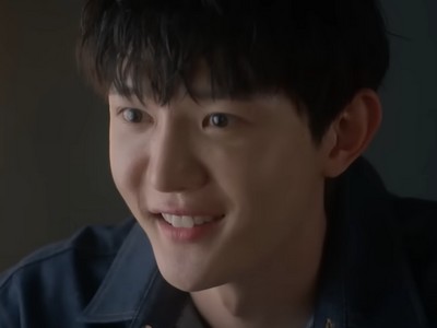 Nami is portrayed by Korean actor Lee Hoo Rim (이후림).