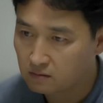 Pa Rang's father is portrayed by a Korean actor.