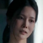 The teacher is portrayed by Korean actress Chu Su Gyeong (추수경).