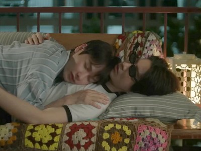 Jira and Koh end up together in Burnout Syndrome.