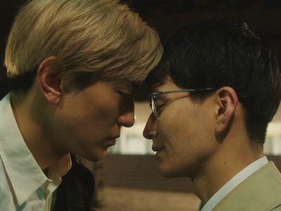 Koiwai and Yamashita come close to kissing.