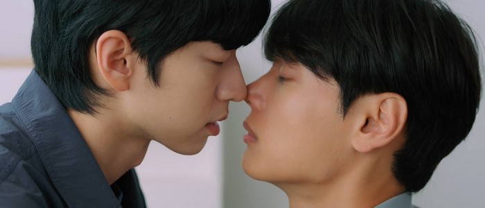 Check in to You is a Korean BL series about a business executive and a guesthouse manager. After swapping bodies, both men must get used to their new identities.