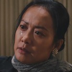 Minh's mother is portrayed by Vietnamese actress Hong Anh (Hồng Ánh).