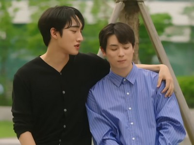 Ian and Alt are boyfriends.