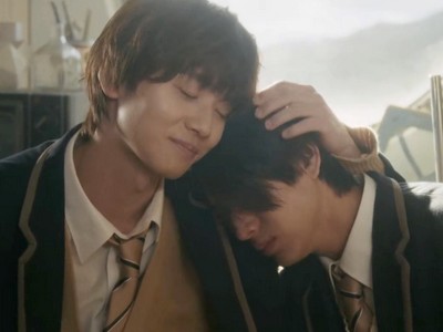 Akira and Kanata have a crush on each other.