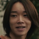 Kanata's brother is portrayed by Japanese actor Ruhito Okura (大倉琉人).