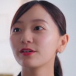Aizawa is portrayed by Japanese actress Ayano Kudo (工藤綾乃).