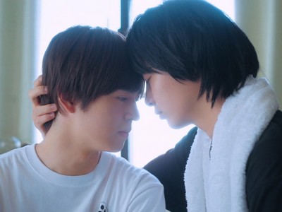 Natsume and Toma are dating.
