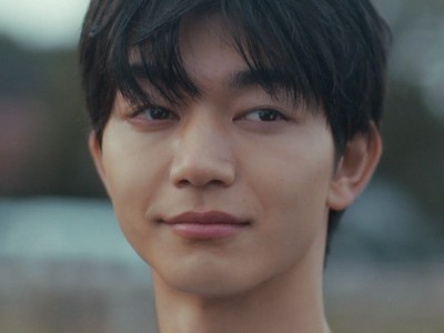 Minato is portrayed by Japanese actor Kaname Yoshizawa (吉澤要人).