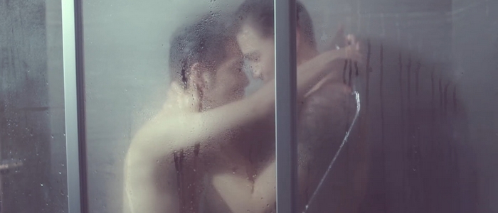 Soda and Noah had a brief steamy moment in the shower.
