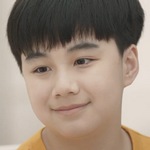 The young version of Lian is portrayed by the child actor Kim Achita Panyamang (คิม อชิตะ ปัญญามัง).