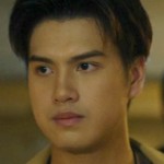 Ken's actor is portrayed by Thai actor Marc Natarit Worakornlertsith (มาร์ค ณฐริศร์ วรกรเลิศสิทธิ์).