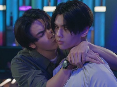 Jade and Kamin don't get along at first.