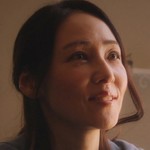 Hayakawa's mother is portrayed by Japanese actress Reika Kirishima (霧島れいか).