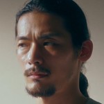 Hikari's father is portrayed by a Japanese actor.
