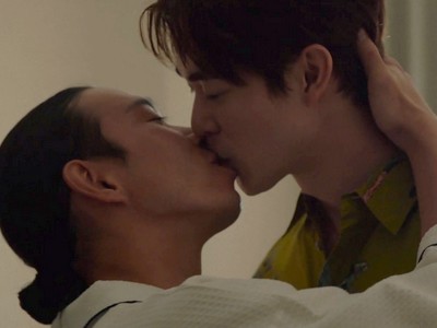 Ryuta kisses another man as part of his job.