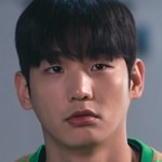 Min Su is portrayed by Korean actor Lee Ji Han (이지한).