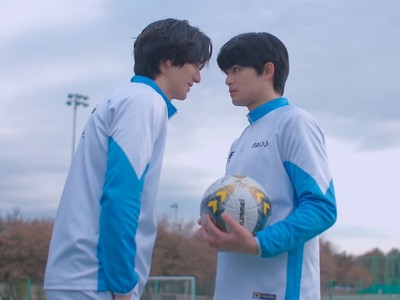 Ji U and Gang Jae become teammates.