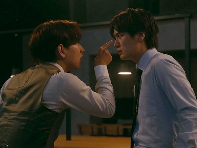 Ryo and Zen are arguing.