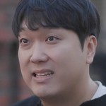 The manager is portrayed by Korean actor Seo Da Deok (서대덕).