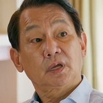 Xiao Bai is portrayed by Taiwanese actor Mengsheng Shen (沈孟生).