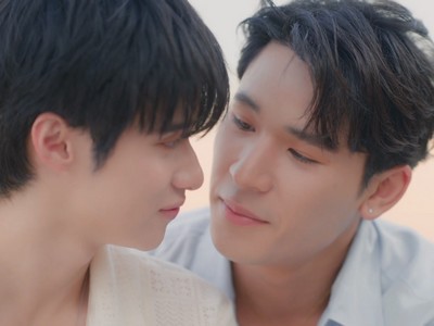 Scent and Gaysorn become really close.
