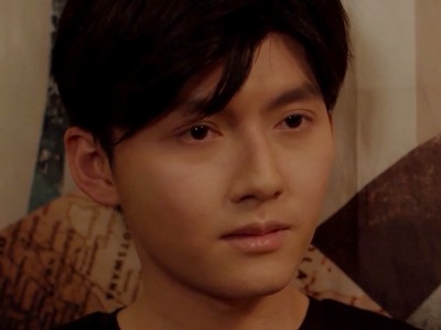 Van is portrayed by the Vietnamese actor Thai Thanh Nhan.