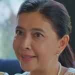 Johan's mother is portrayed by a Thai actress.