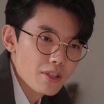 Jae Ho's butler is portrayed by a Korean actor.