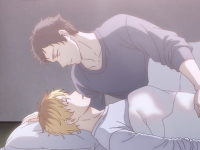 Hiiragi and Shizu are in bed.