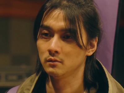 Haruki is portrayed by the Japanese actor Haruki Shuntaro Yanagi (柳俊太郎) Shuntaro.