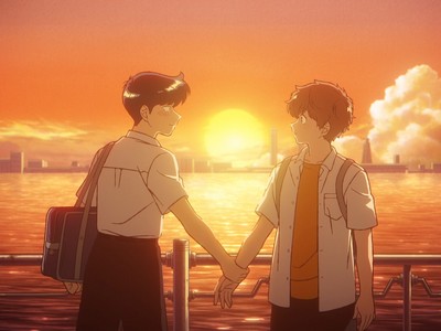Nakamura and Hirose hold hands by the sunset.