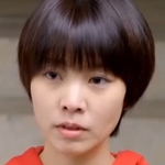 Ho Chung Chung is played by the actress Kong Rui-jun (宮瑞君).