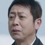 Mizuki's father is portrayed by the Japanese actor Jinsei Morishita (森下じんせい).