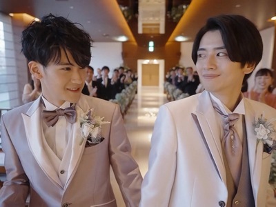 Ryosuke and Mizuki get married to each other in He and I Are the Grooms