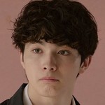 One of the classmates is portrayed by Aren Sakurai (櫻井亜蓮).