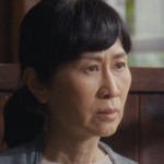 Riu Qiu's mom is portrayed by Taiwanese actress Cindy Chan (陳雅慧).